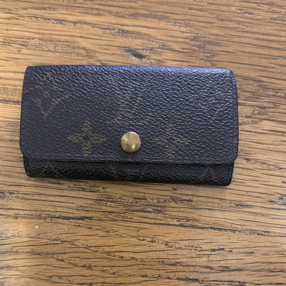 Louis Vuitton Monogram 4 Key Holder